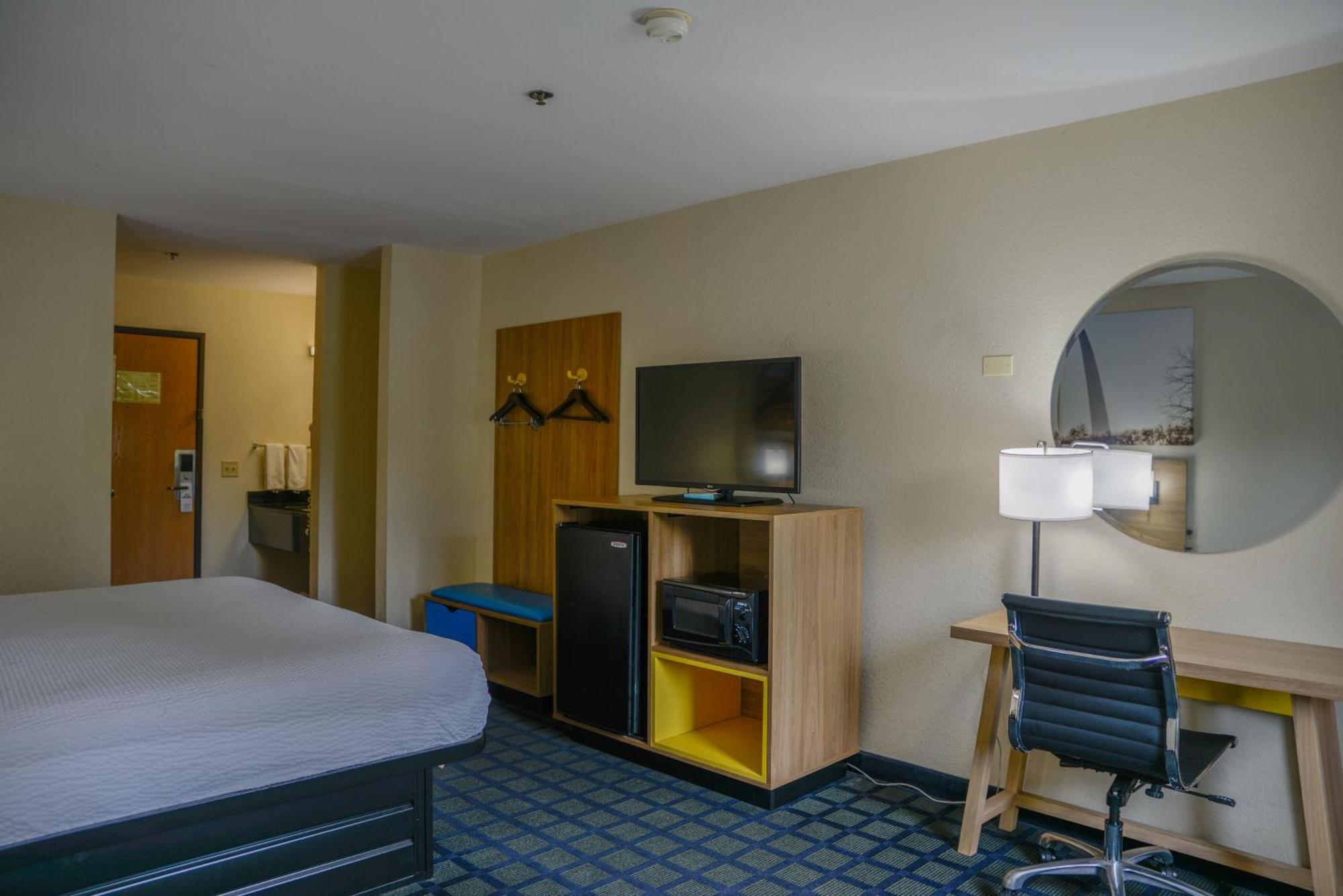 Days Inn By Wyndham Mount Vernon Extérieur photo