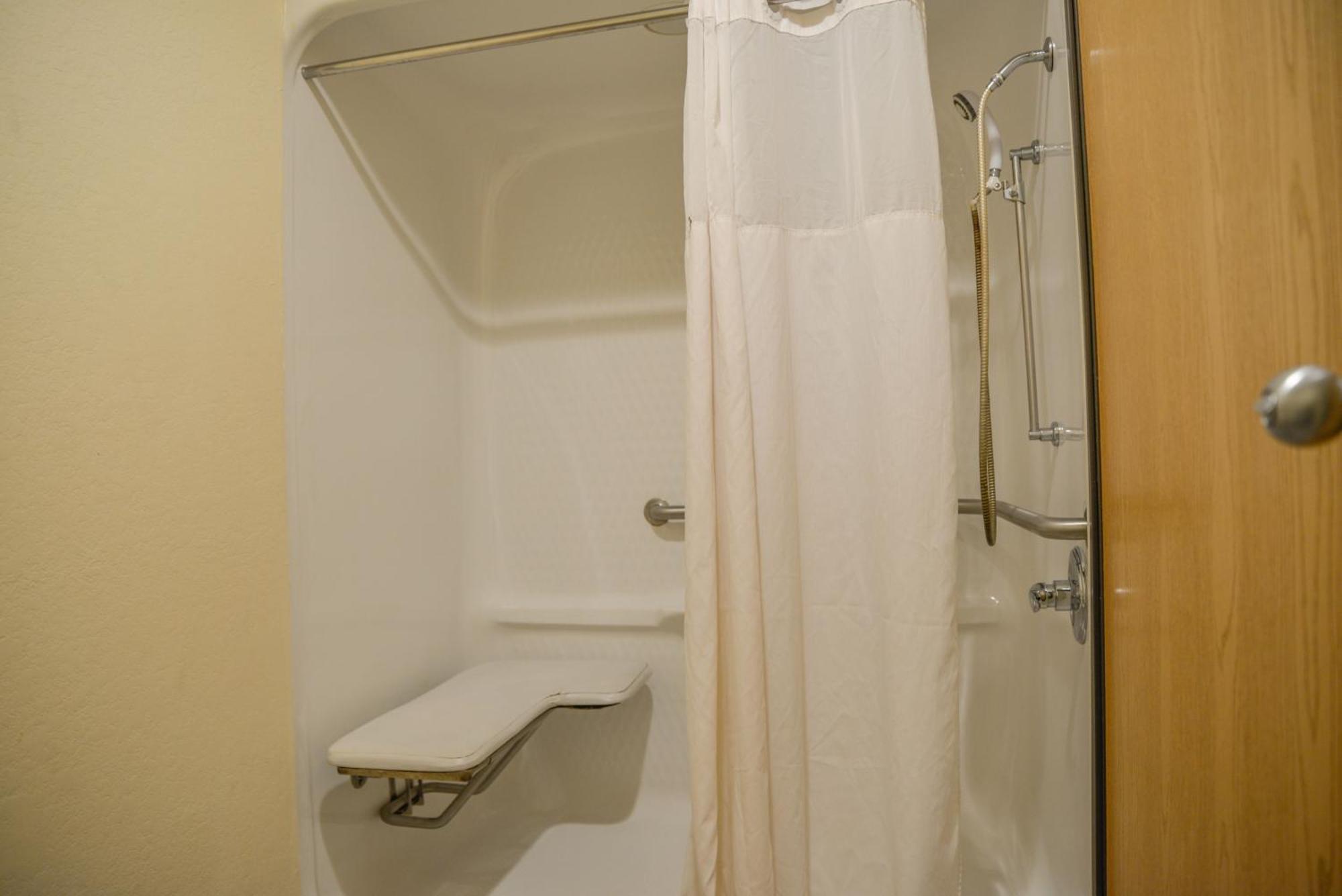Days Inn By Wyndham Mount Vernon Extérieur photo