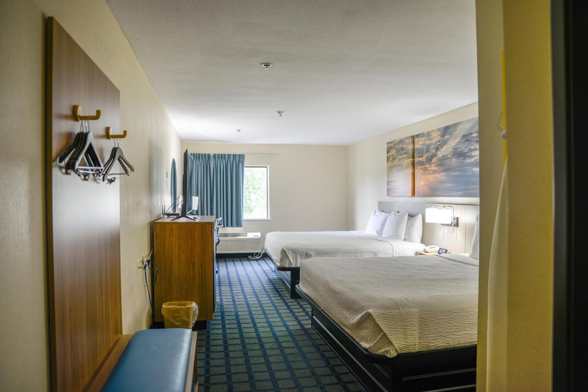 Days Inn By Wyndham Mount Vernon Extérieur photo